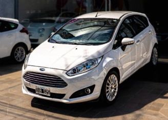 Ford Fiesta KD Usado en Córdoba Financiado