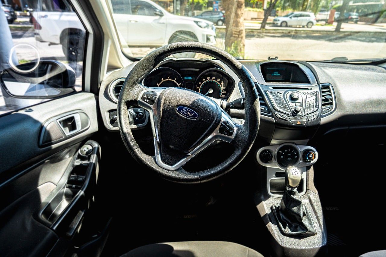 Ford Fiesta KD Usado Financiado en Córdoba, deRuedas