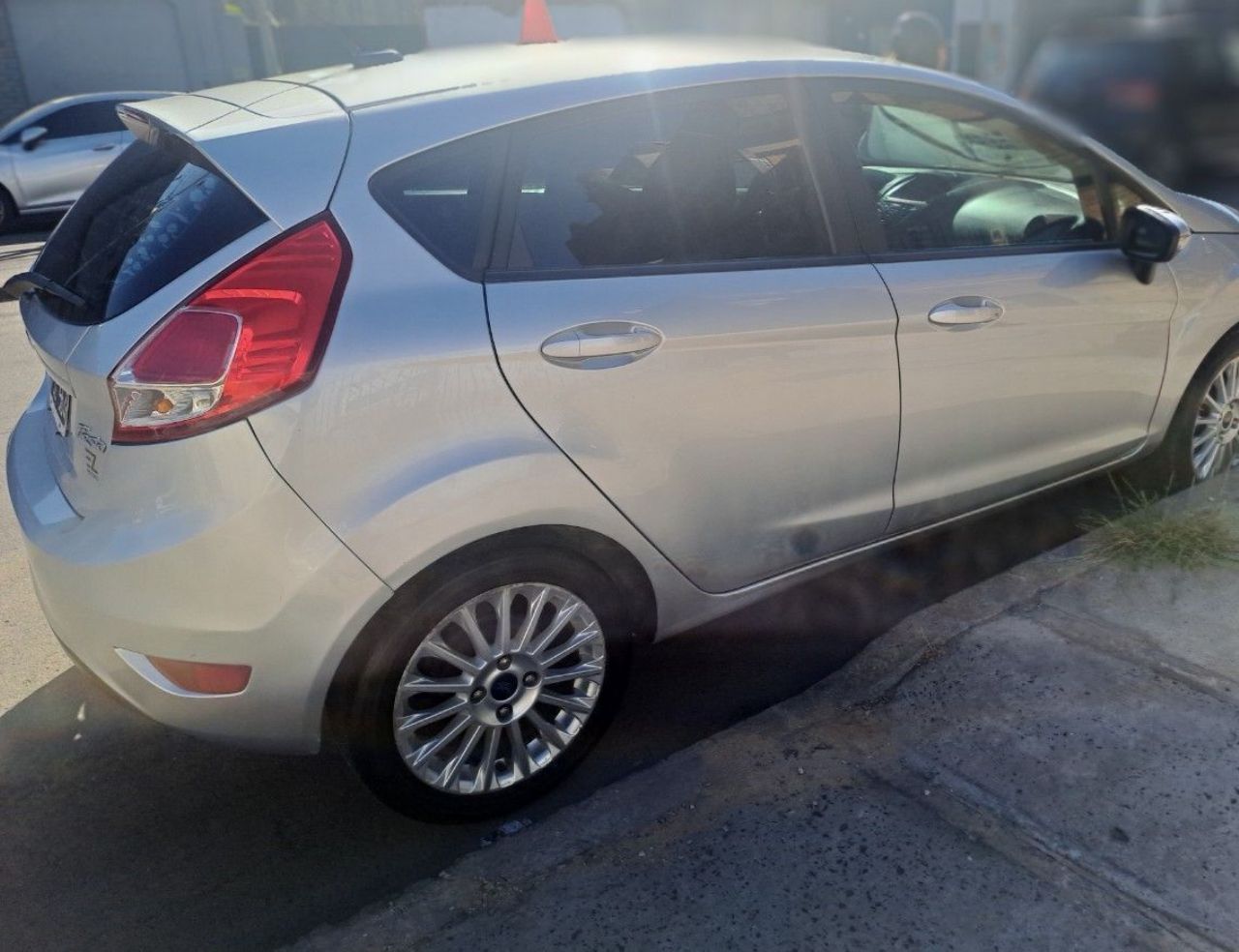 Ford Fiesta KD Usado en Buenos Aires, deRuedas