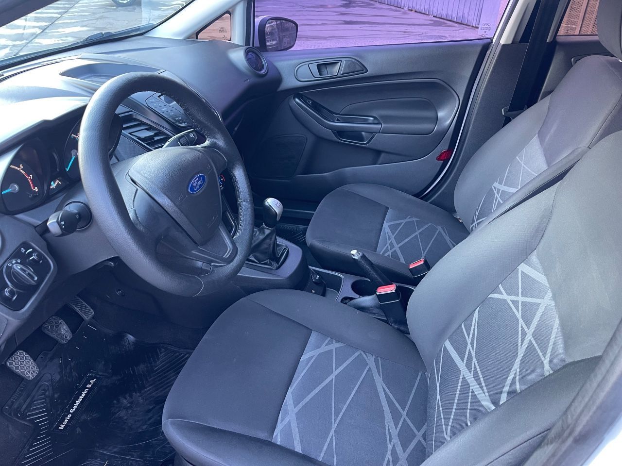 Ford Fiesta KD Usado Financiado en Mendoza, deRuedas