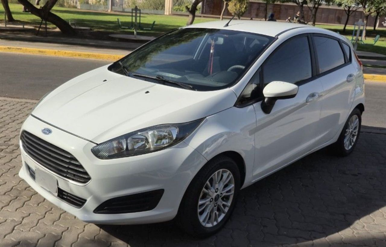 Ford Fiesta KD Usado en Mendoza, deRuedas