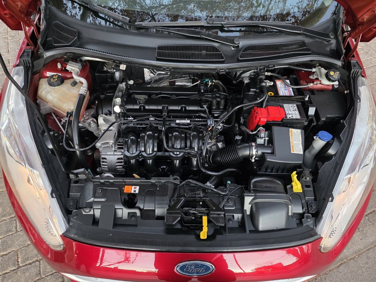 Ford Fiesta KD Usado en Mendoza, deRuedas