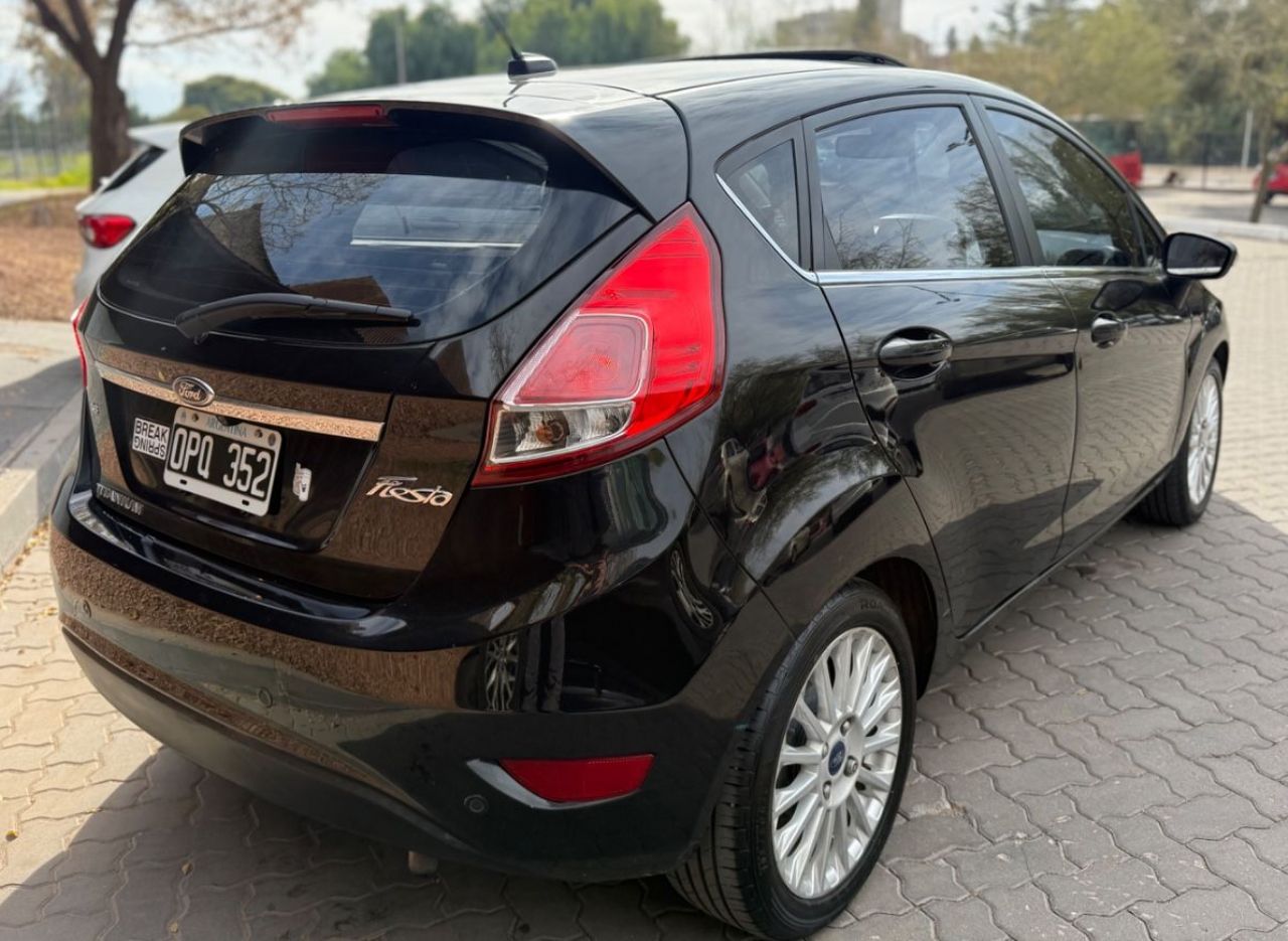 Ford Fiesta KD Usado en Mendoza, deRuedas