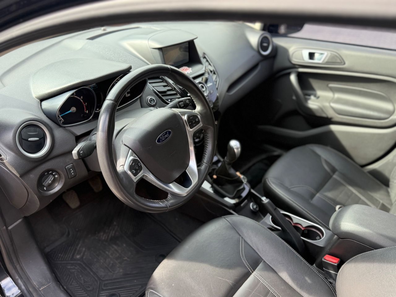 Ford Fiesta KD Usado en Mendoza, deRuedas