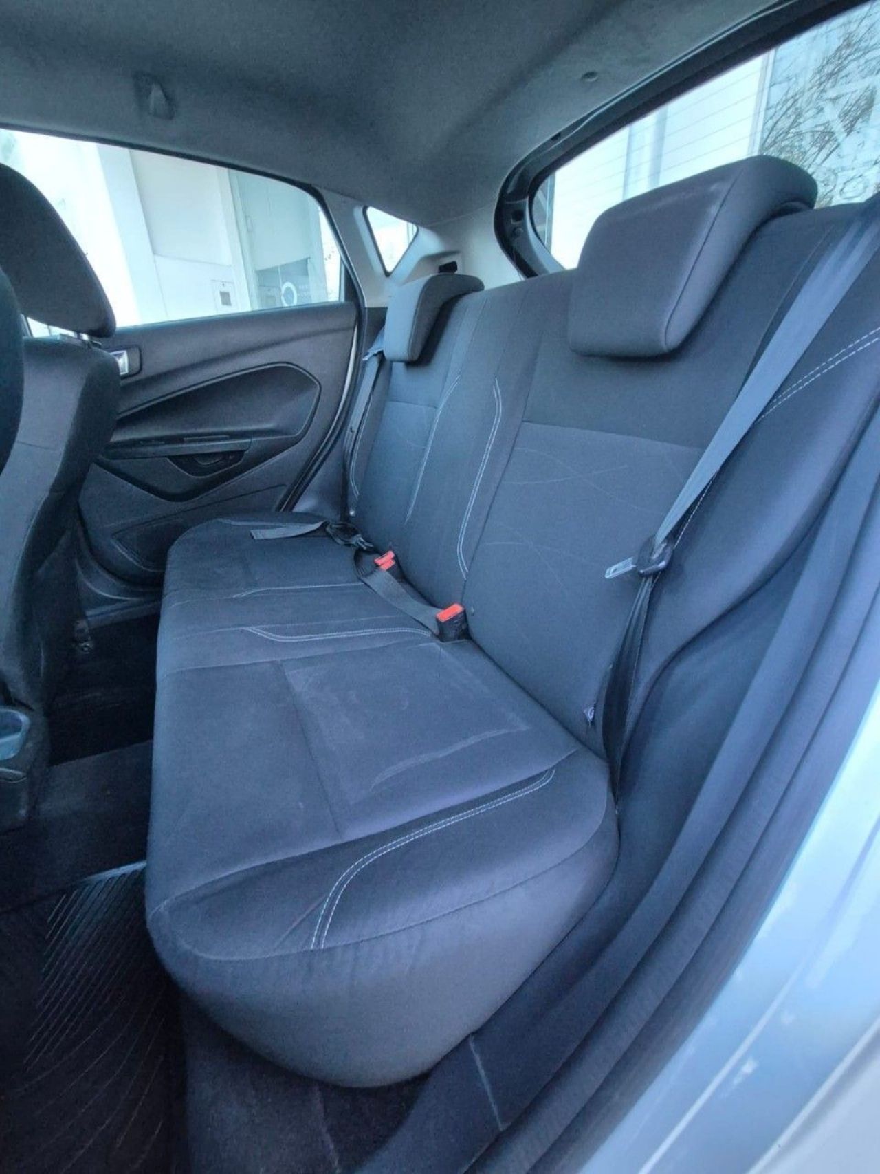 Ford Fiesta KD Usado Financiado en Mendoza, deRuedas