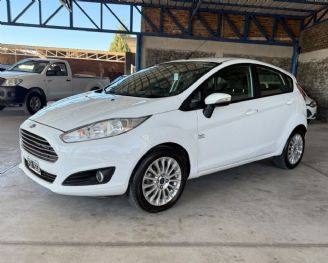 Ford Fiesta KD Usado en Mendoza Financiado