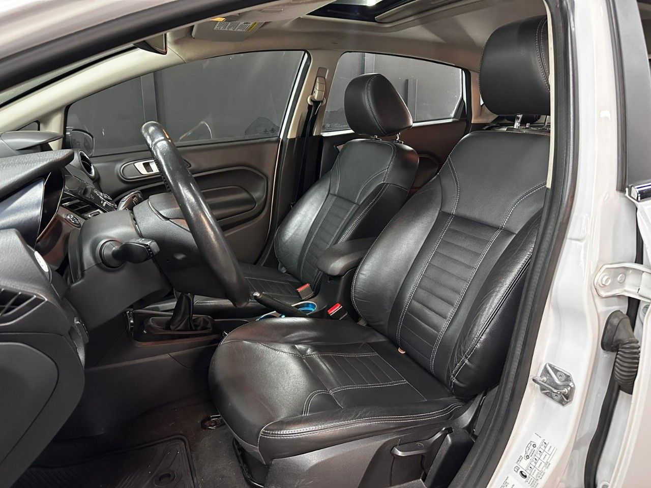 Ford Fiesta KD Usado en Córdoba, deRuedas