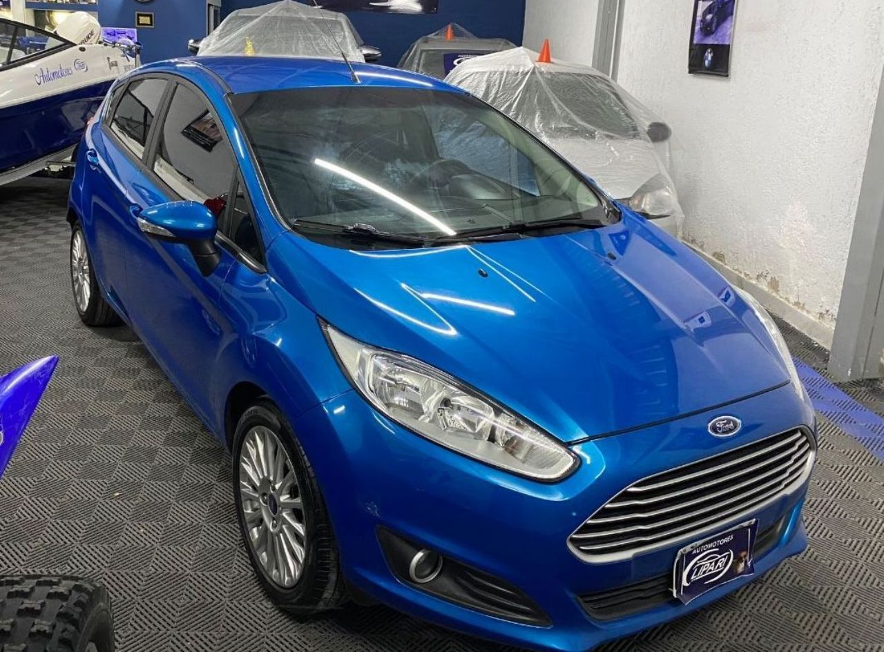 Ford Fiesta KD Usado en Mendoza, deRuedas