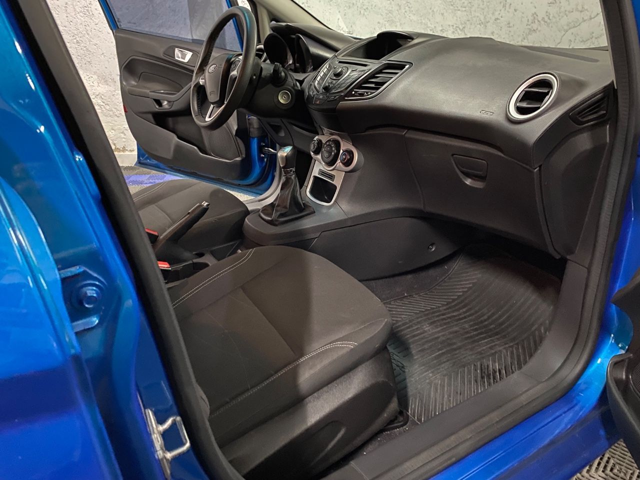 Ford Fiesta KD Usado Financiado en Mendoza, deRuedas