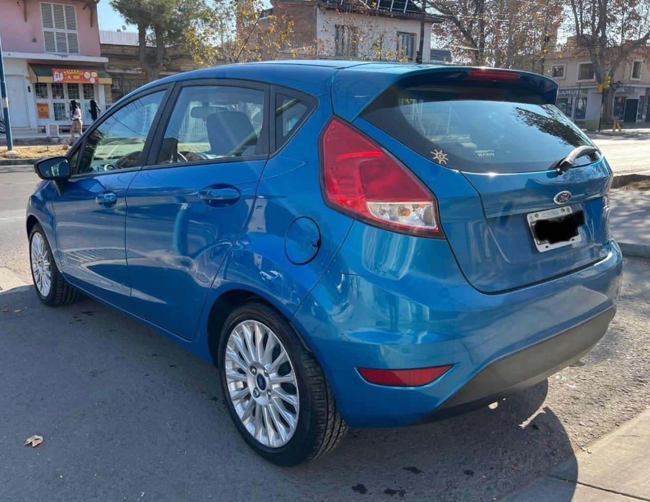 Ford Fiesta KD Usado en Mendoza, deRuedas