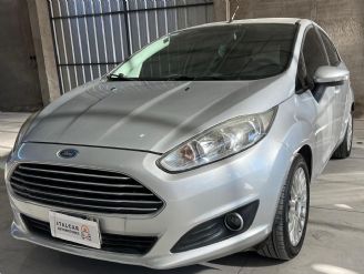 Ford Fiesta KD Usado en Mendoza Financiado