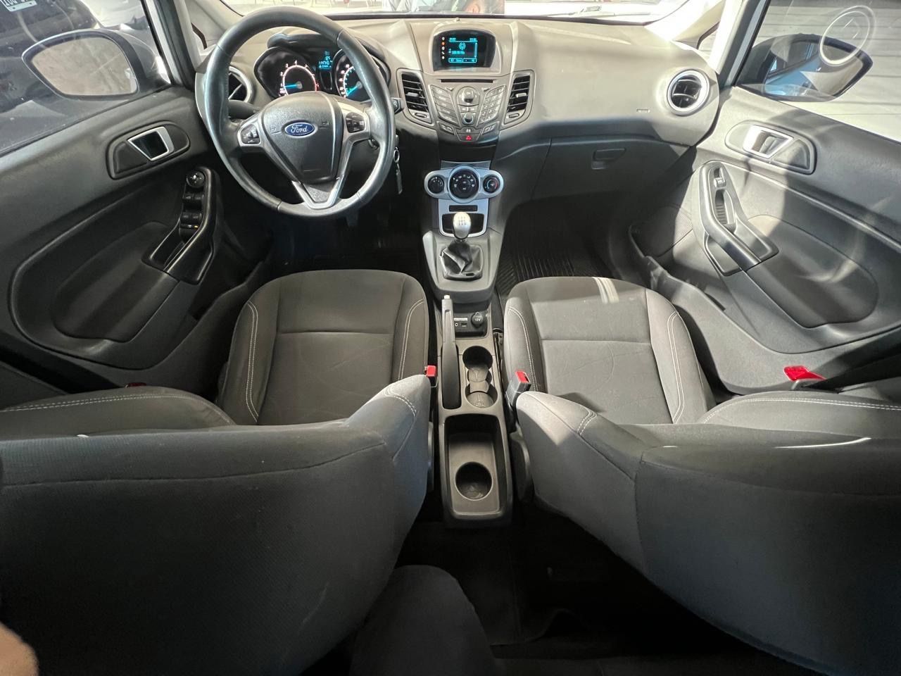 Ford Fiesta KD Usado Financiado en Mendoza, deRuedas