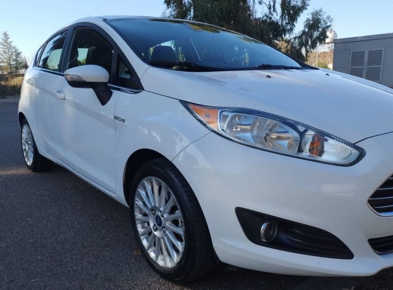 Ford Fiesta KD Usado en Mendoza, deRuedas