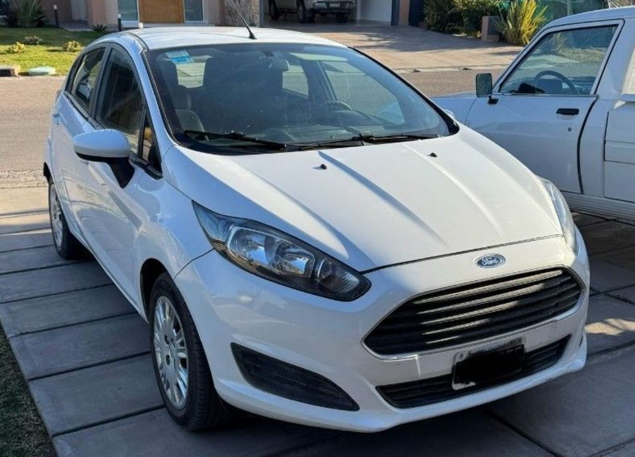 Ford Fiesta KD Usado en Mendoza, deRuedas