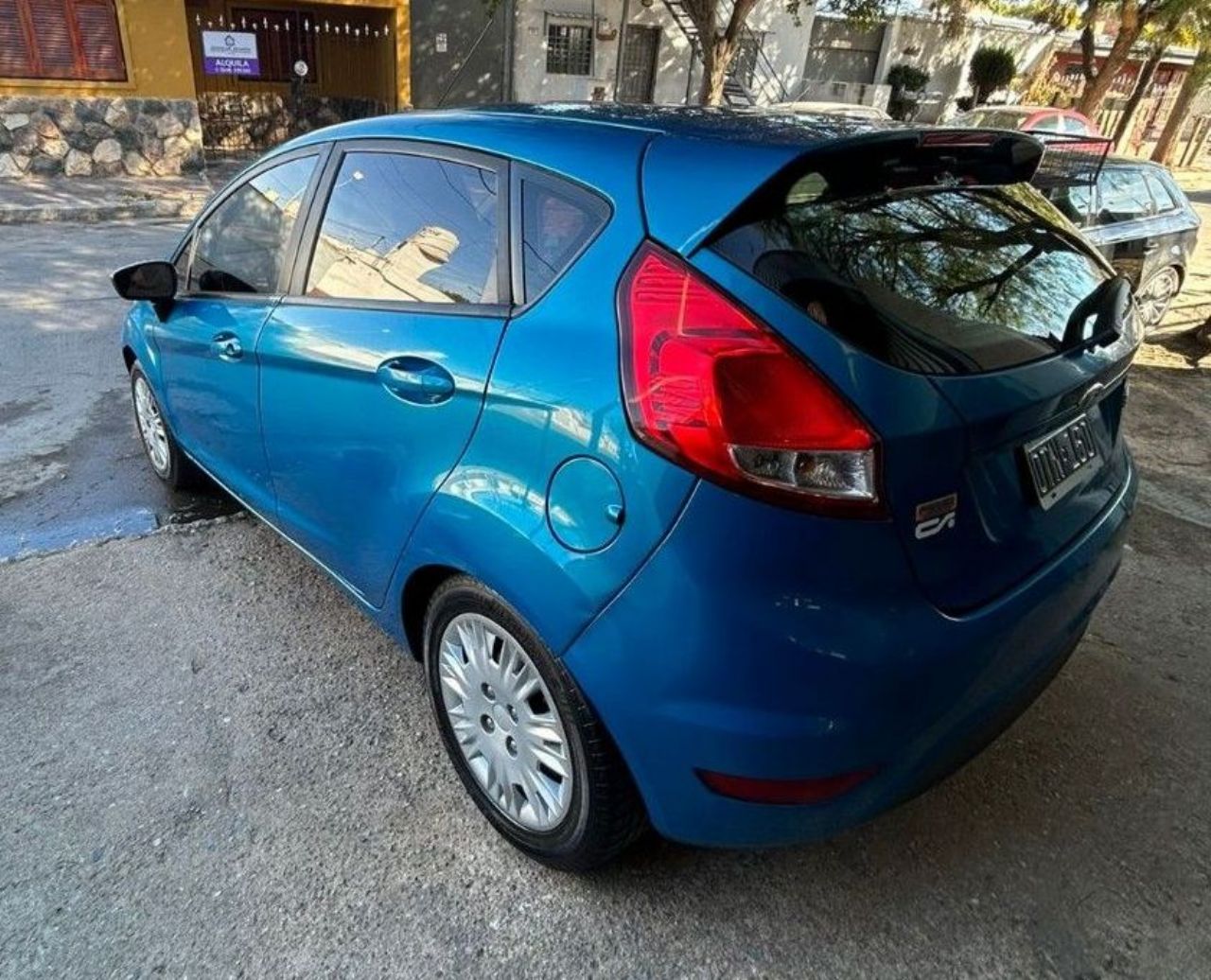 Ford Fiesta KD Usado en Córdoba, deRuedas
