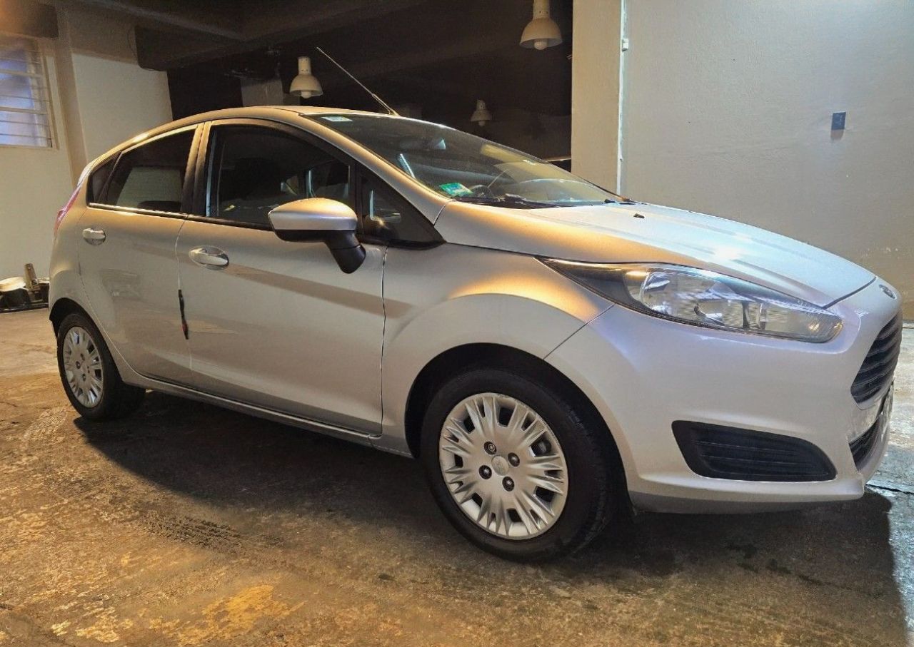 Ford Fiesta KD Usado Financiado en Mendoza, deRuedas