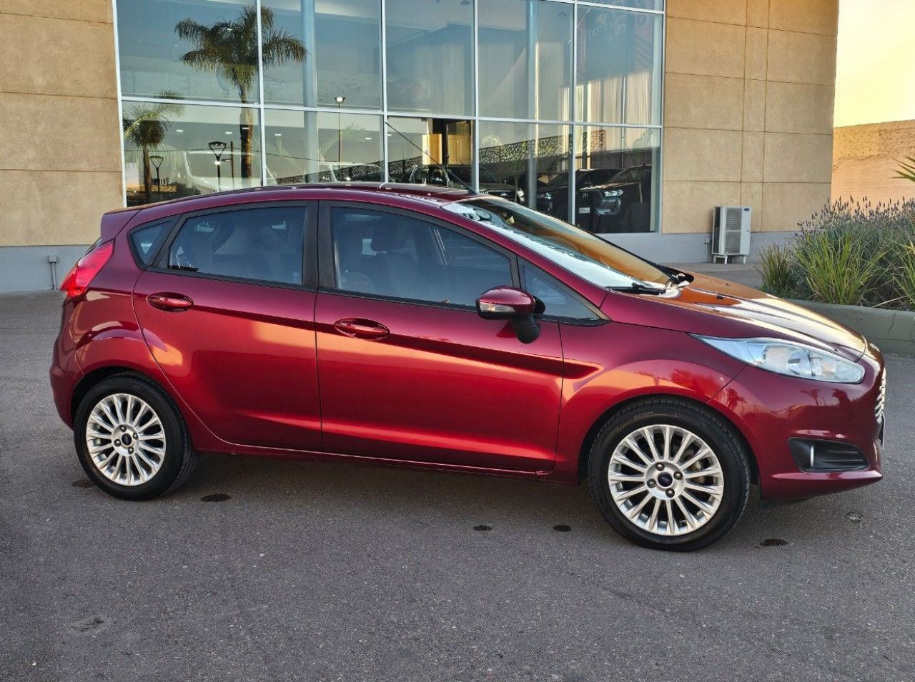 Ford Fiesta KD Usado Financiado en Mendoza, deRuedas
