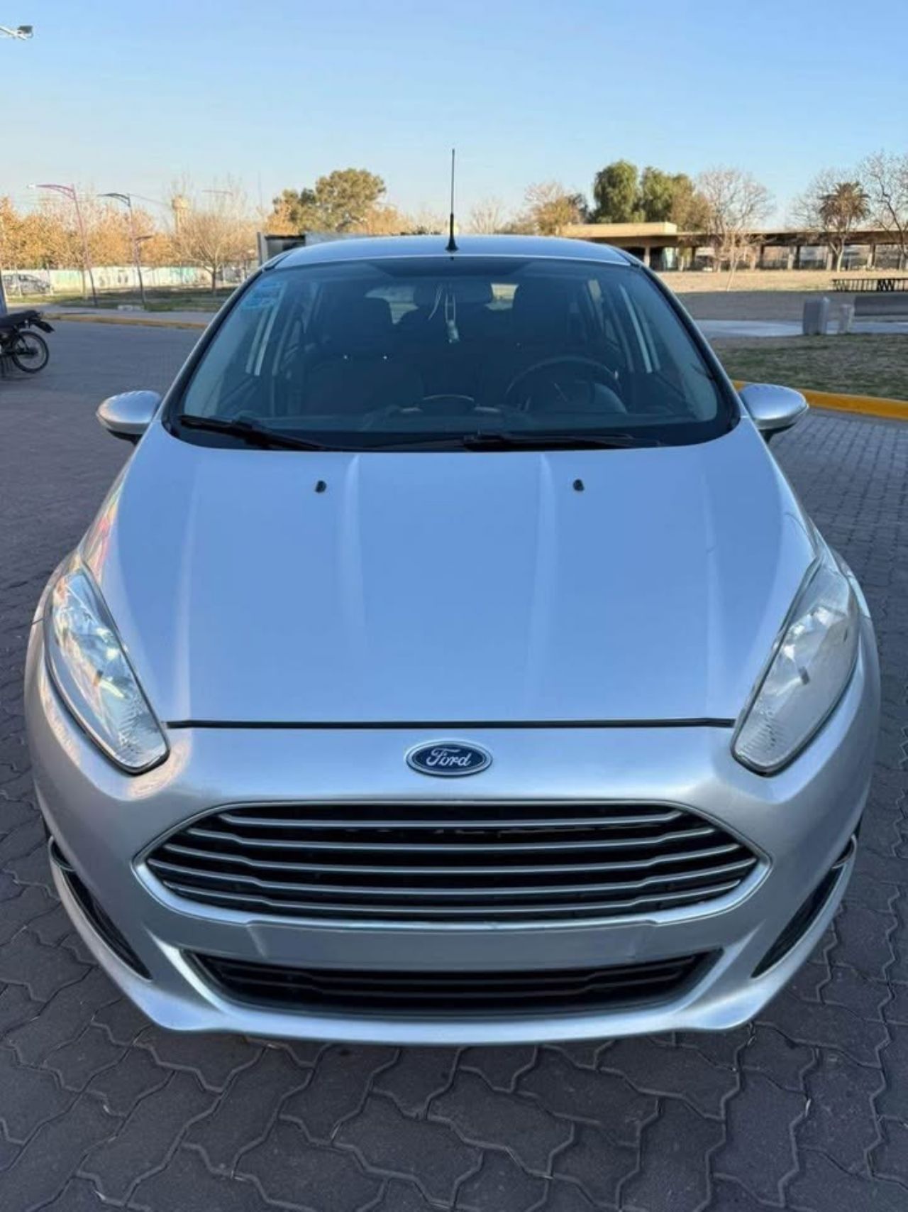 Ford Fiesta KD Usado en Mendoza, deRuedas