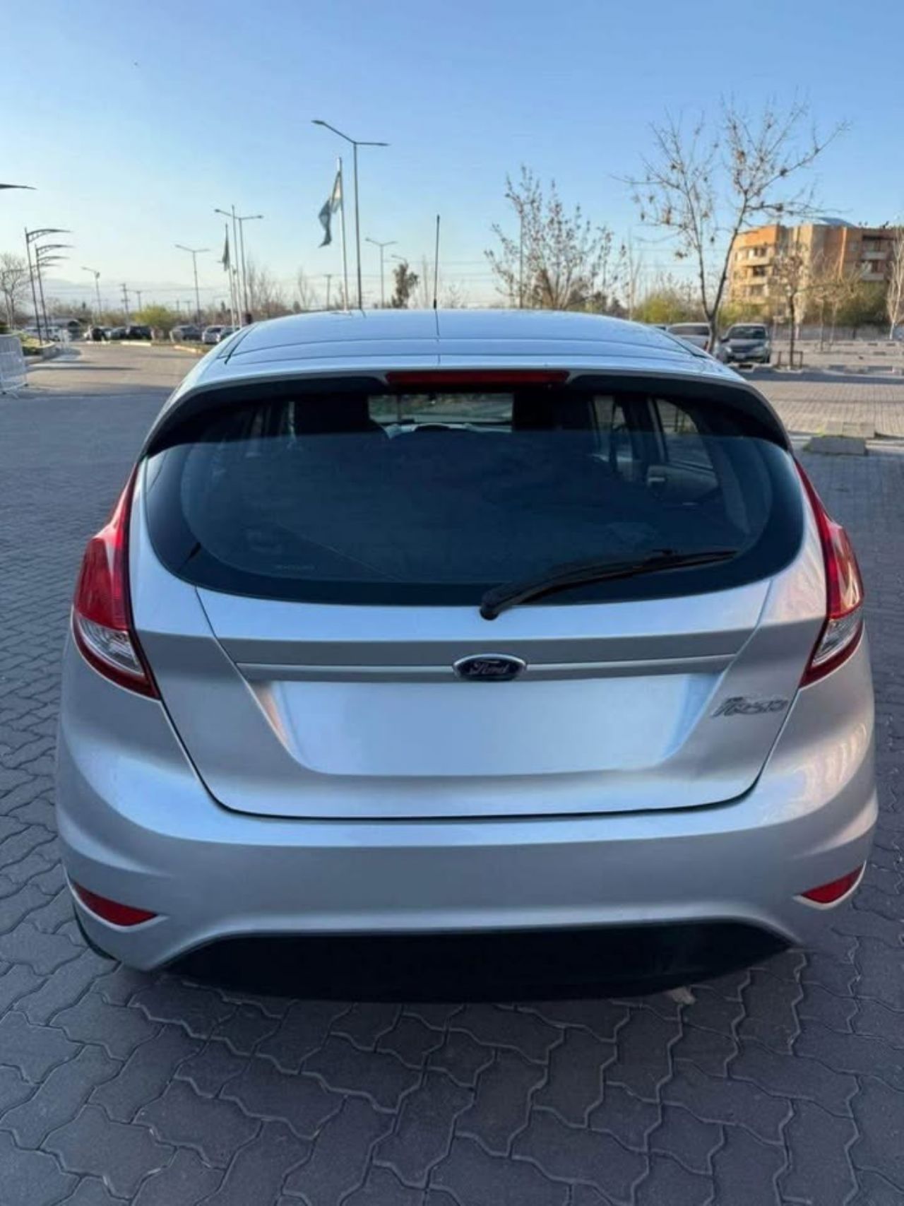 Ford Fiesta KD Usado en Mendoza, deRuedas