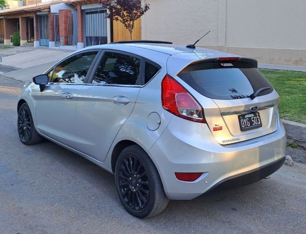 Ford Fiesta KD Usado en Mendoza, deRuedas