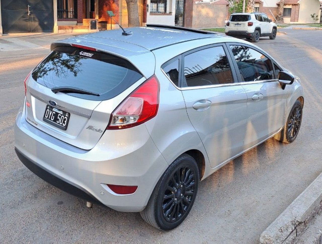 Ford Fiesta KD Usado en Mendoza, deRuedas
