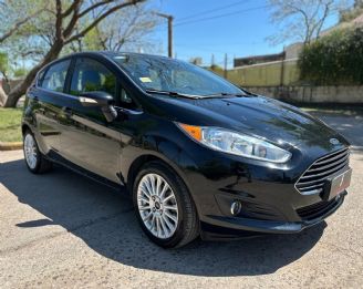 Ford Fiesta KD Usado en Córdoba Financiado