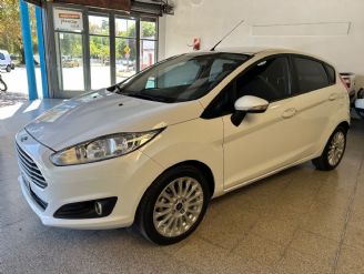 Ford Fiesta KD Usado en Córdoba Financiado