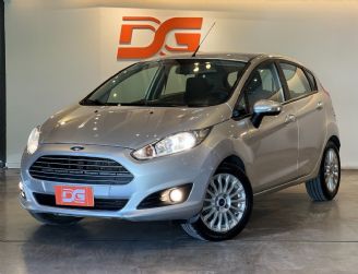Ford Fiesta KD Usado en Córdoba Financiado
