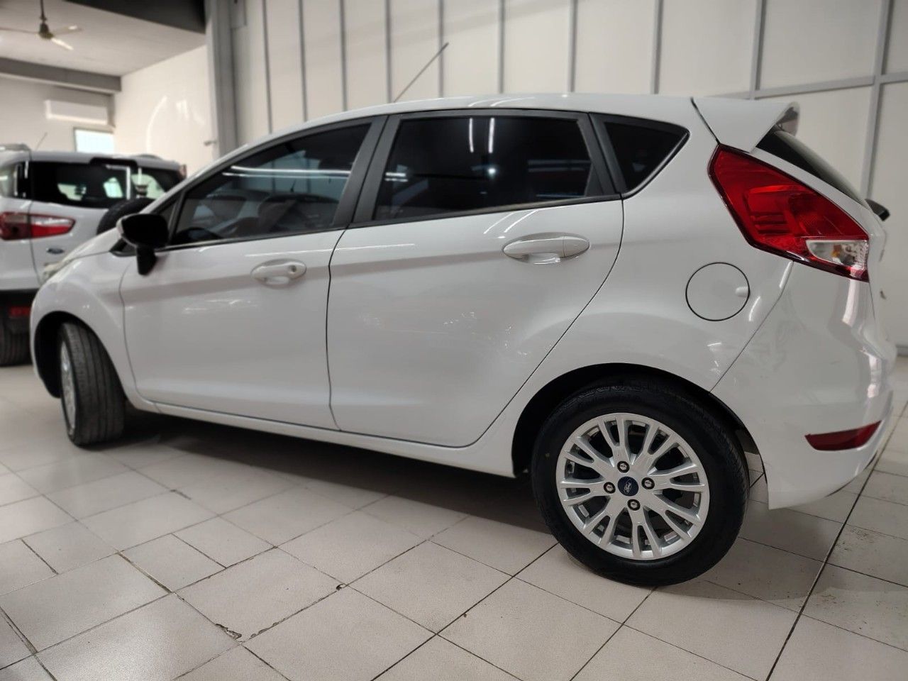 Ford Fiesta KD Usado Financiado en Mendoza, deRuedas