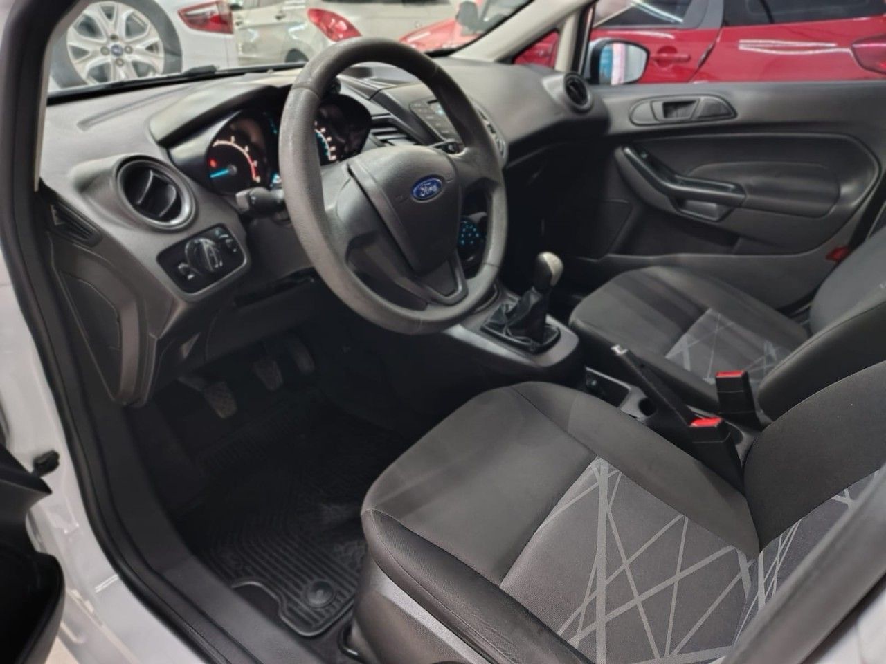 Ford Fiesta KD Usado Financiado en Mendoza, deRuedas