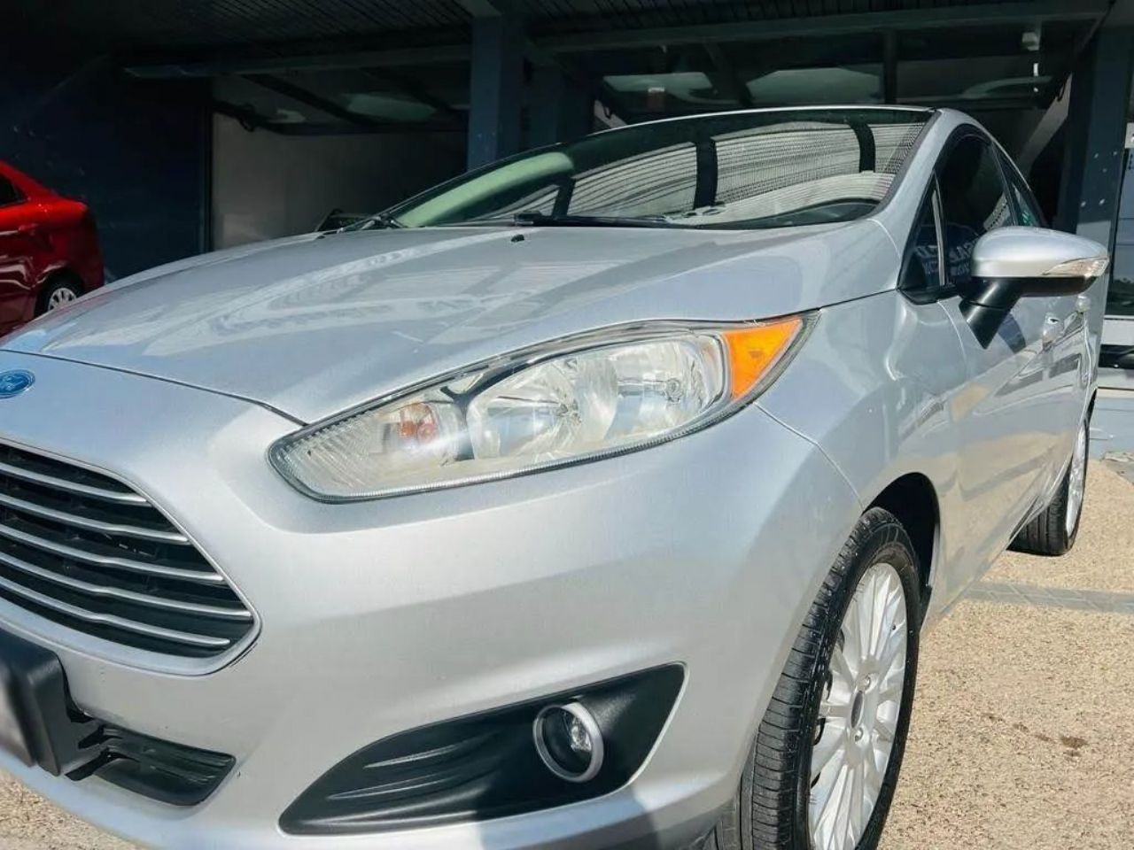 Ford Fiesta KD Usado en Córdoba, deRuedas