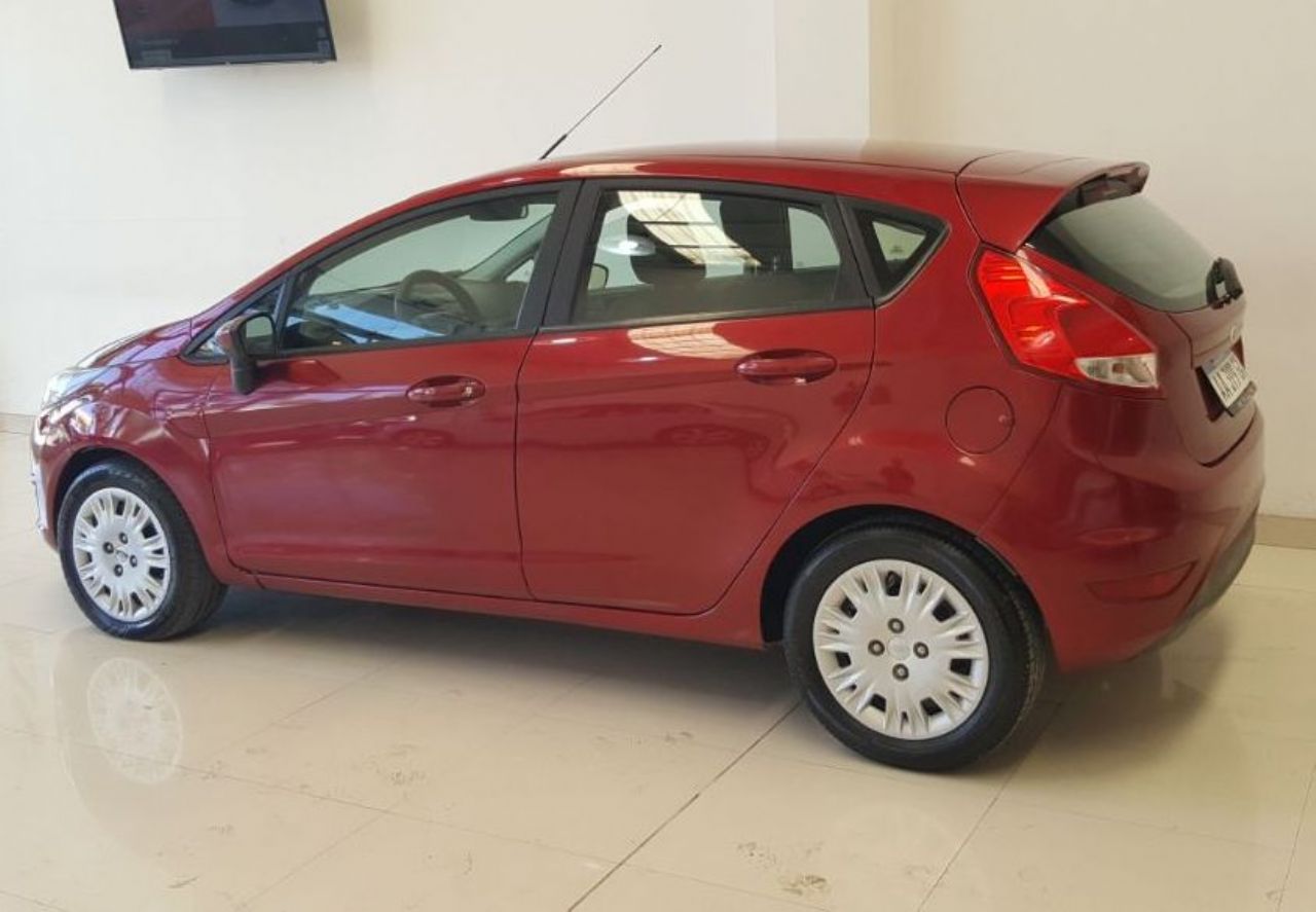 Ford Fiesta KD Usado en Mendoza, deRuedas