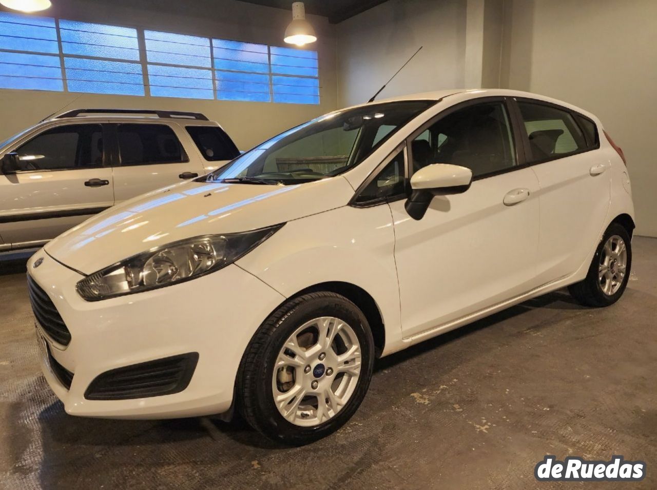 Ford Fiesta KD Usado en Mendoza, deRuedas