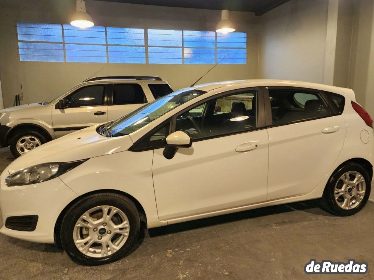 Ford Fiesta KD Usado en Mendoza, deRuedas