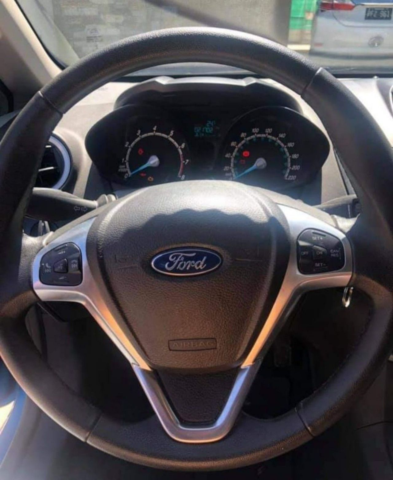 Ford Fiesta KD Usado en Mendoza, deRuedas