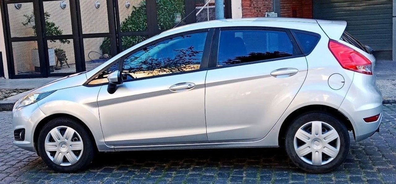 Ford Fiesta KD Usado en Buenos Aires, deRuedas
