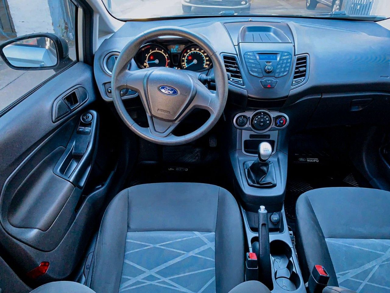 Ford Fiesta KD Usado en Córdoba, deRuedas