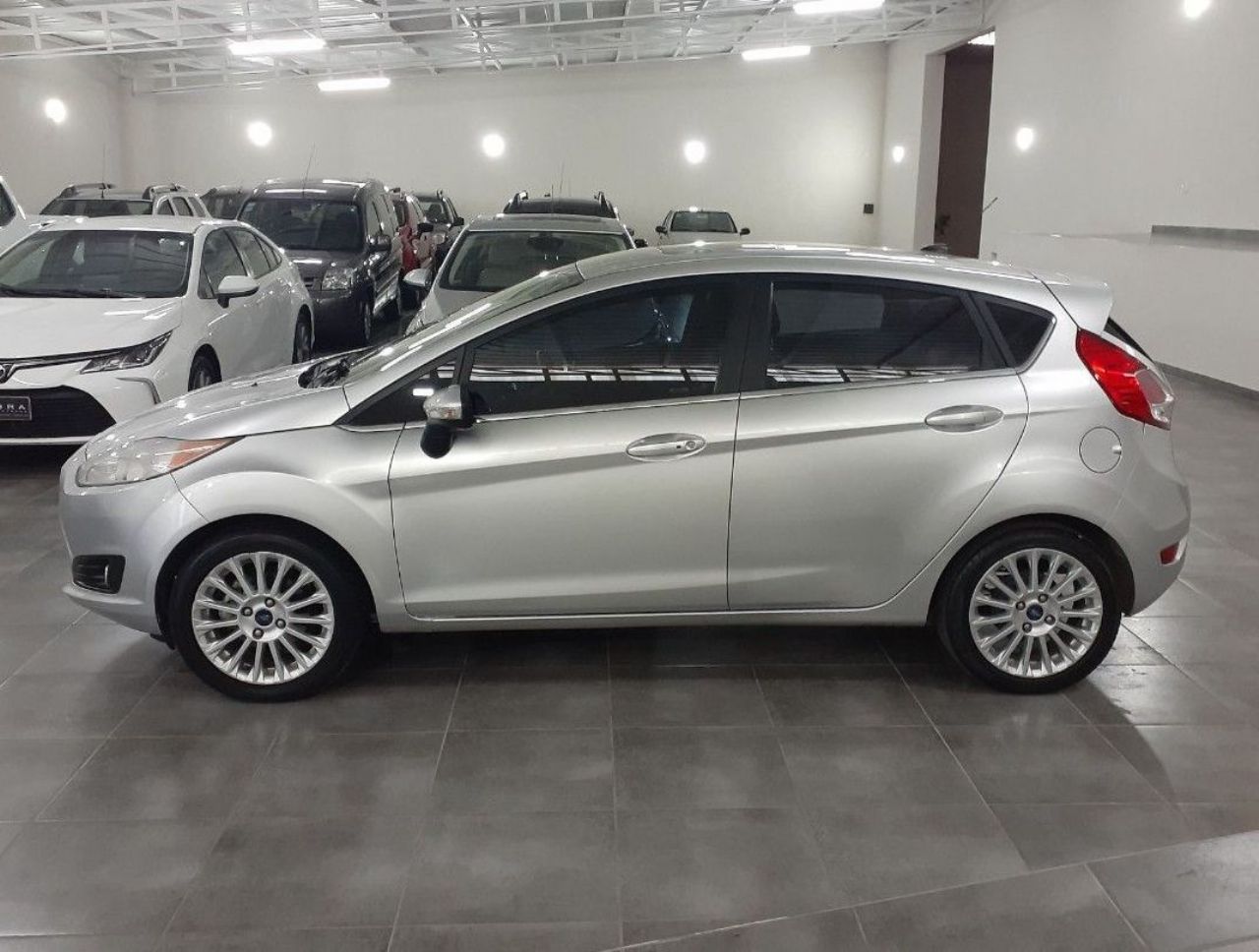 Ford Fiesta KD Usado en Mendoza, deRuedas