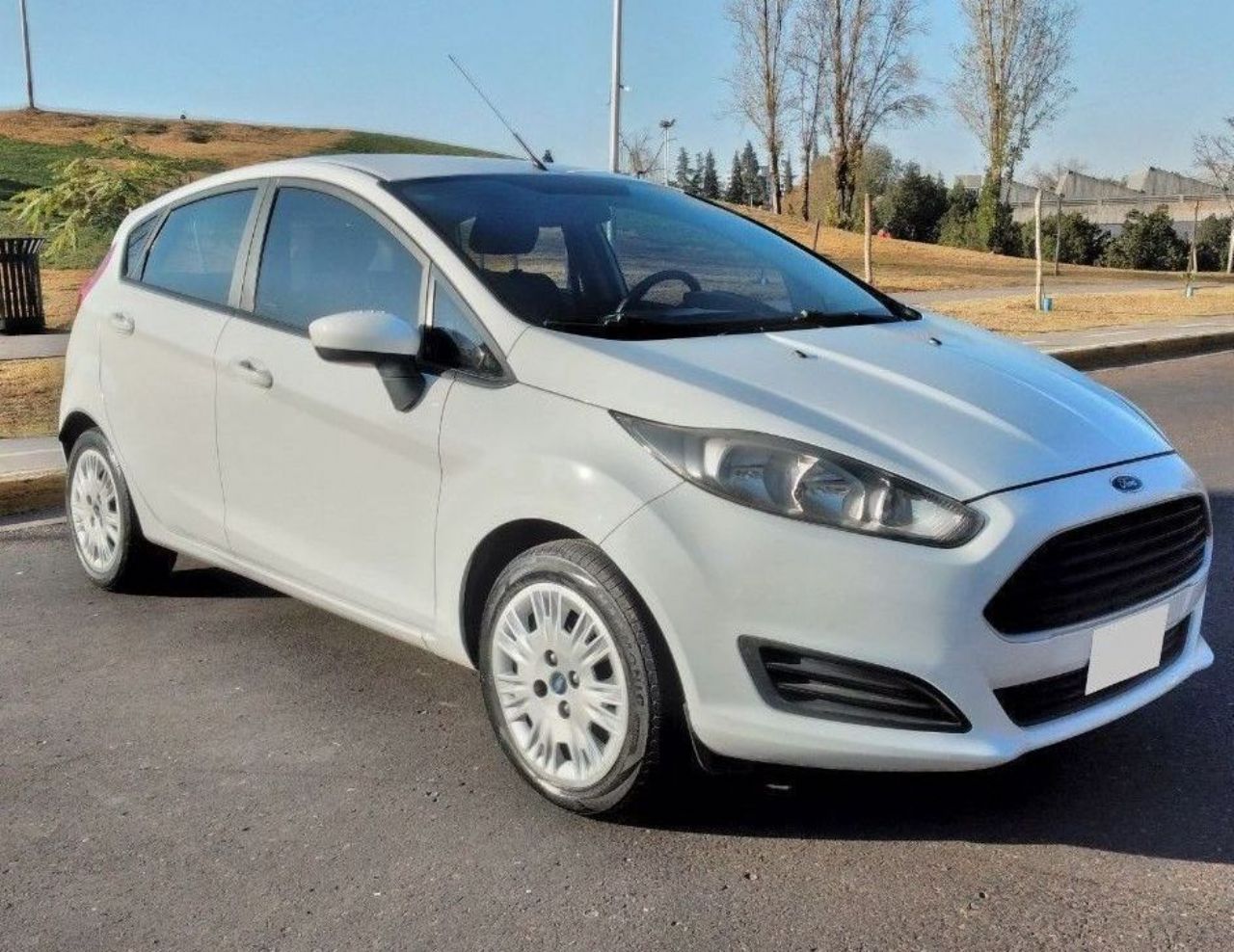 Ford Fiesta KD Usado Financiado en Mendoza, deRuedas