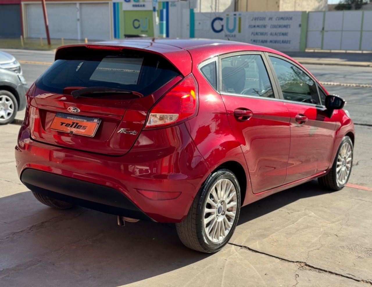 Ford Fiesta KD Usado Financiado en San Juan, deRuedas