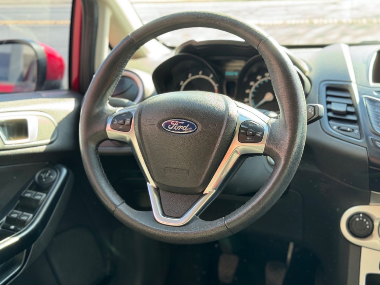 Ford Fiesta KD Usado Financiado en San Juan, deRuedas