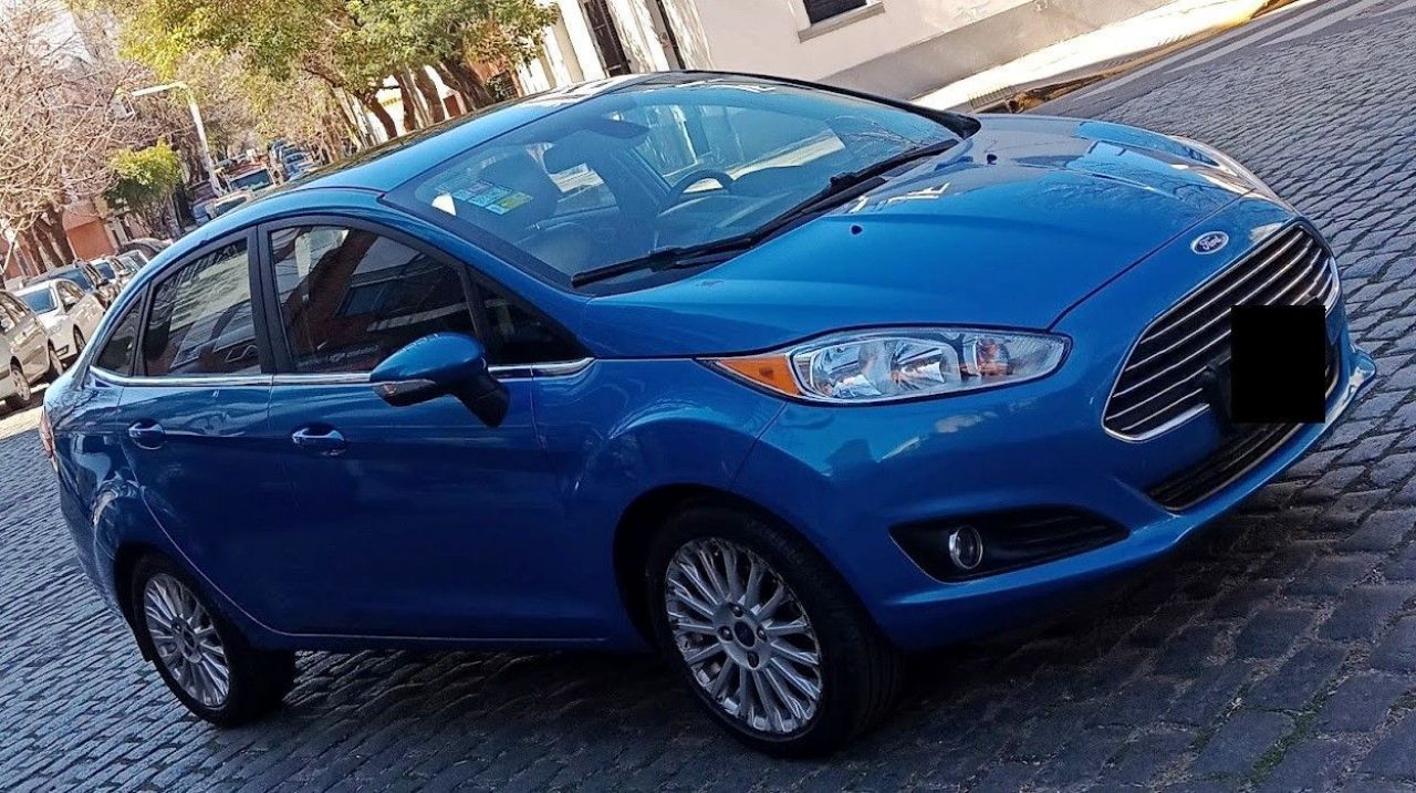 Ford Fiesta KD Usado en Buenos Aires, deRuedas
