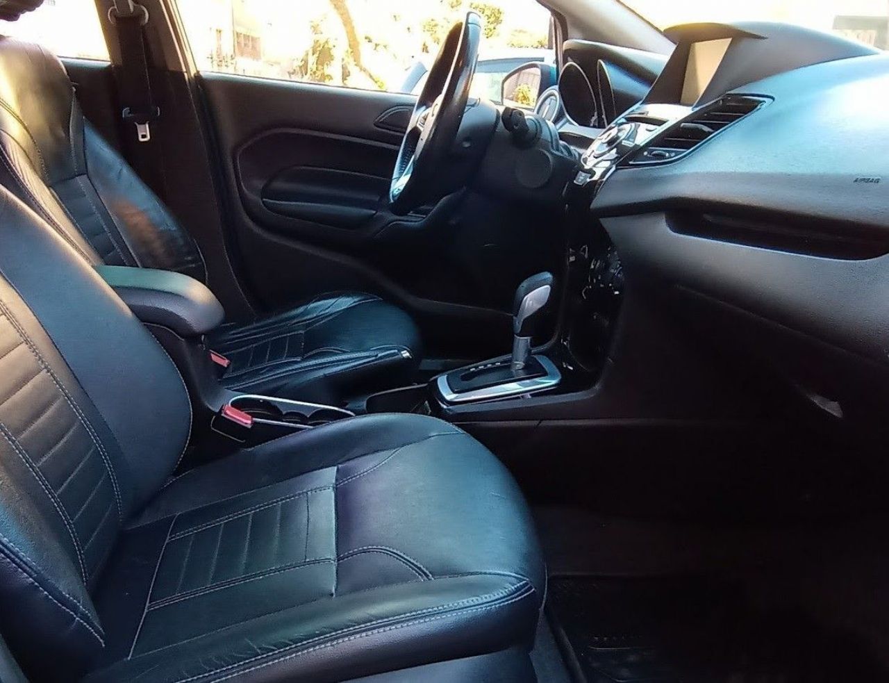 Ford Fiesta KD Usado en Buenos Aires, deRuedas