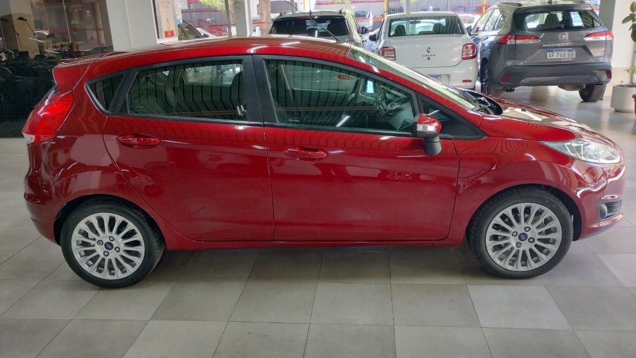 Ford Fiesta KD Usado en Mendoza, deRuedas