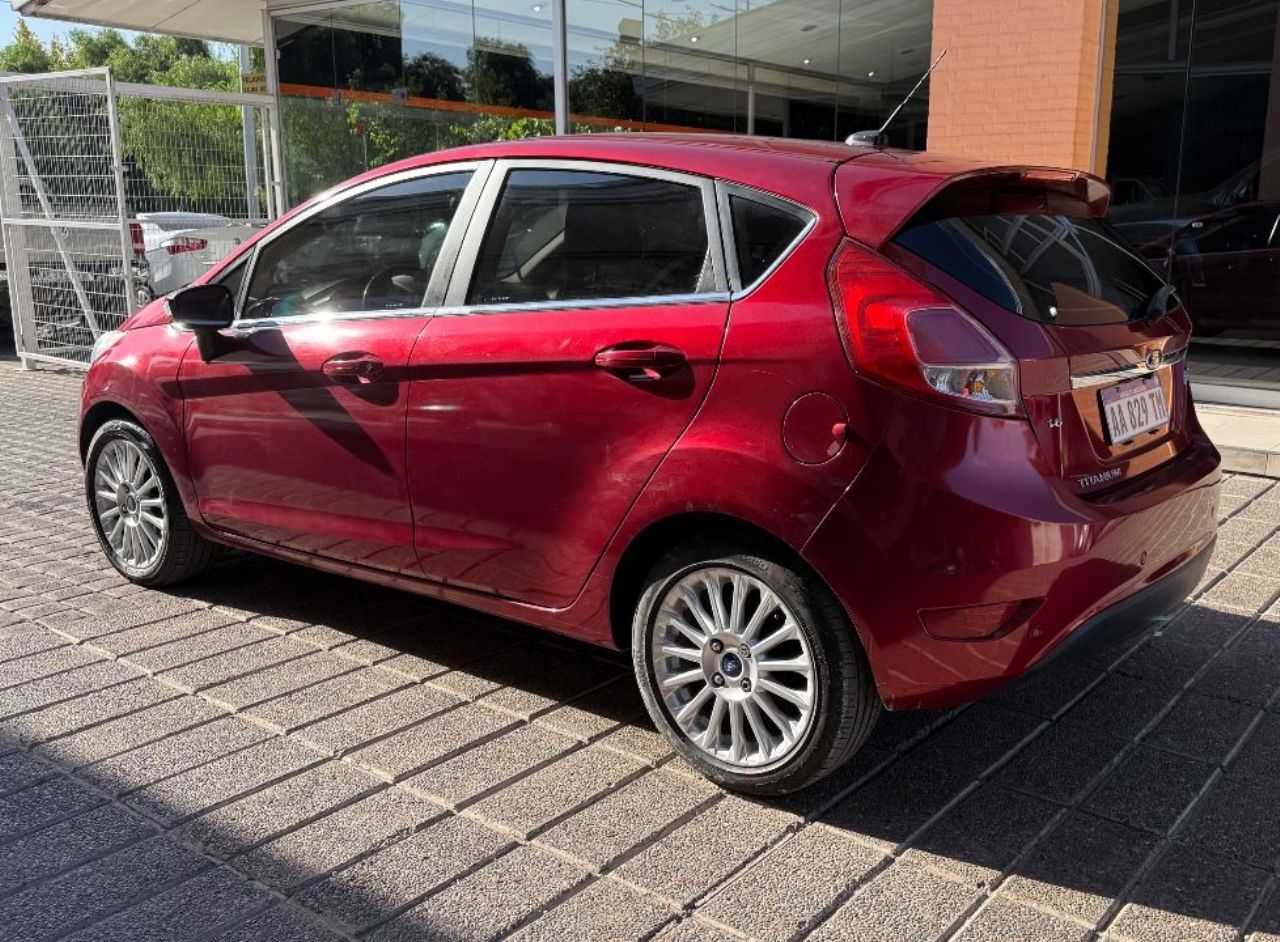Ford Fiesta KD Usado Financiado en Mendoza, deRuedas