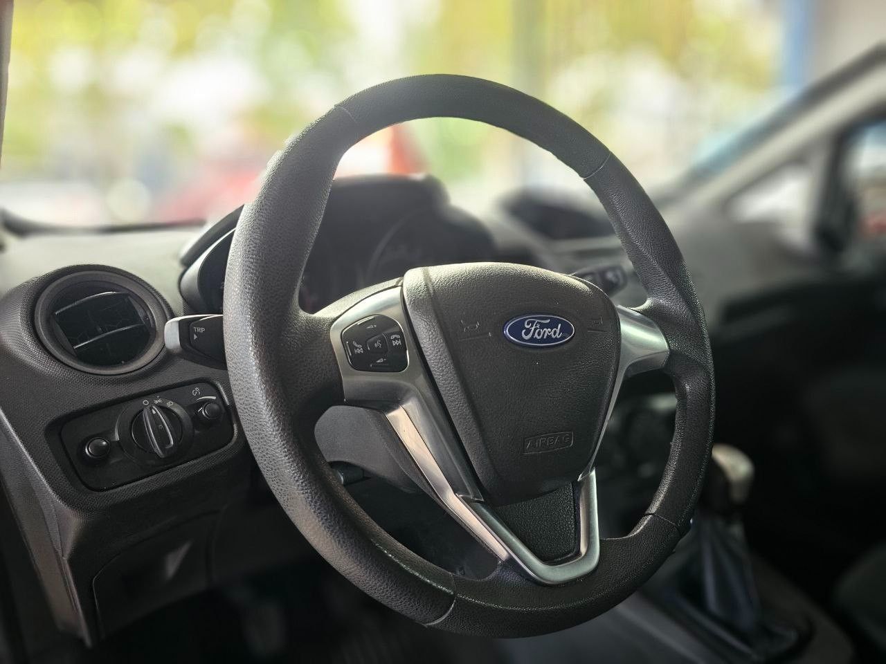 Ford Fiesta KD Usado en Mendoza, deRuedas