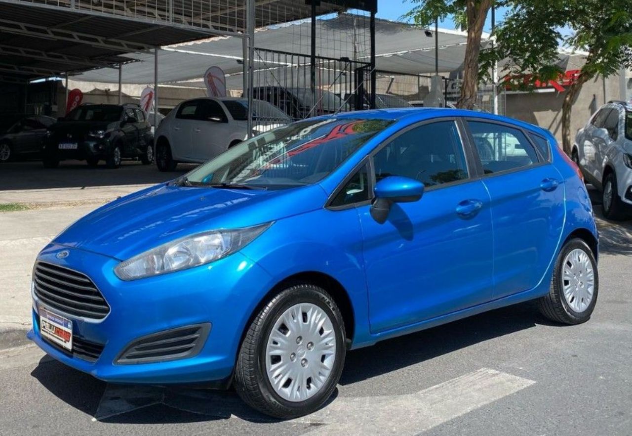 Ford Fiesta KD Usado Financiado en San Juan, deRuedas