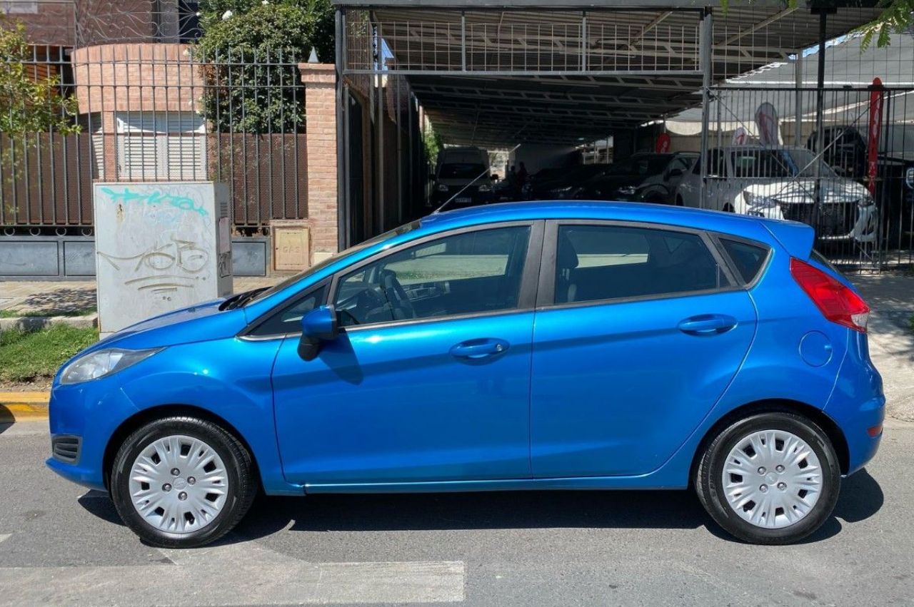 Ford Fiesta KD Usado Financiado en San Juan, deRuedas