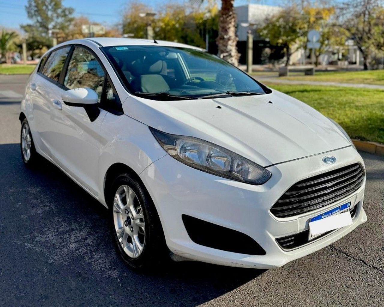 Ford Fiesta KD Usado en Mendoza, deRuedas