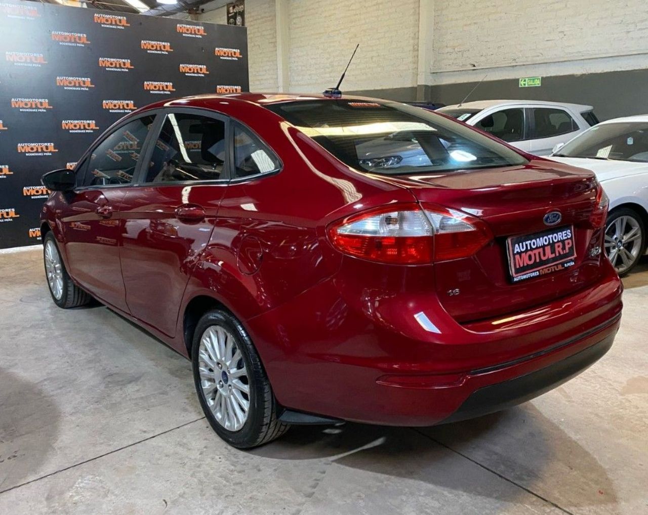 Ford Fiesta KD Usado en Mendoza, deRuedas